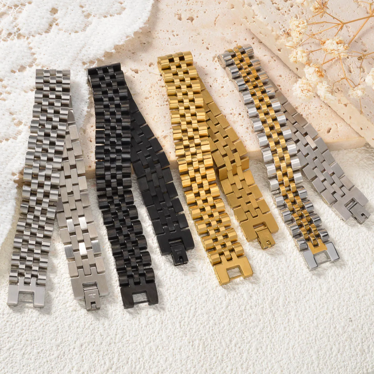 8MM 12MM 15MM Vintage Stainless Steel Bracelet for Women Men Gold Silver Black Color Hit Color Couple Wrist Jewelry Gift
8MM 12MM 15MM Vintage Stainless Steel Bracelet for Women Men Gold Silver Black Color Hit Color Couple Wrist Jewelry Gift