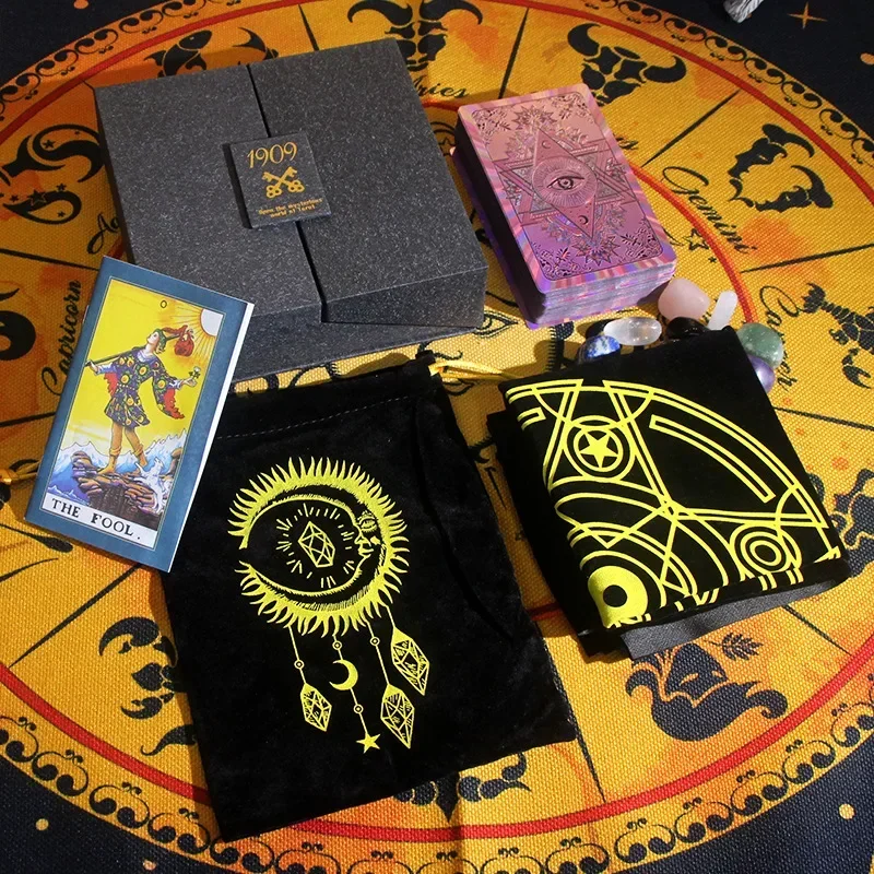 Костюм Knight Waite Tarot Deluxe Edition включает скатерть с камнями для гадания, настольную игрку, вечерние карты, коллекция гадания
Костюм Knight Waite Tarot Deluxe Edition включает скатерть с камнями для гадания, настольную игрку, вечерние карты, коллекция гадания
