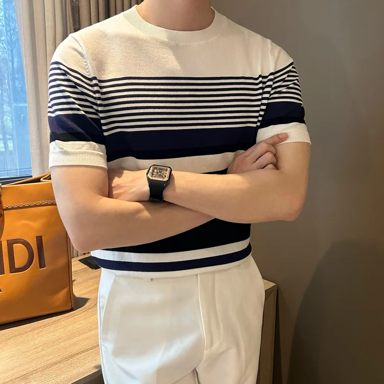 Summer Men's Striped Short-sleeved T-shirt Luxury Trend Fashion Casual Half-sleeved High-quality Breathable Knitted T-shirt
Summer Men's Striped Short-sleeved T-shirt Luxury Trend Fashion Casual Half-sleeved High-quality Breathable Knitted T-shirt