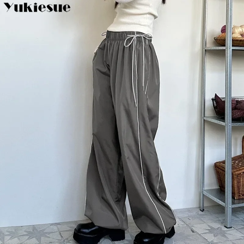 Women Trousers 2025 Spring Y2k New Style Retro Solid Loose Drawstring Casual Joggers Wide Leg Mid Waist Sporty Sweatpants Trend
Women Trousers 2025 Spring Y2k New Style Retro Solid Loose Drawstring Casual Joggers Wide Leg Mid Waist Sporty Sweatpants Trend