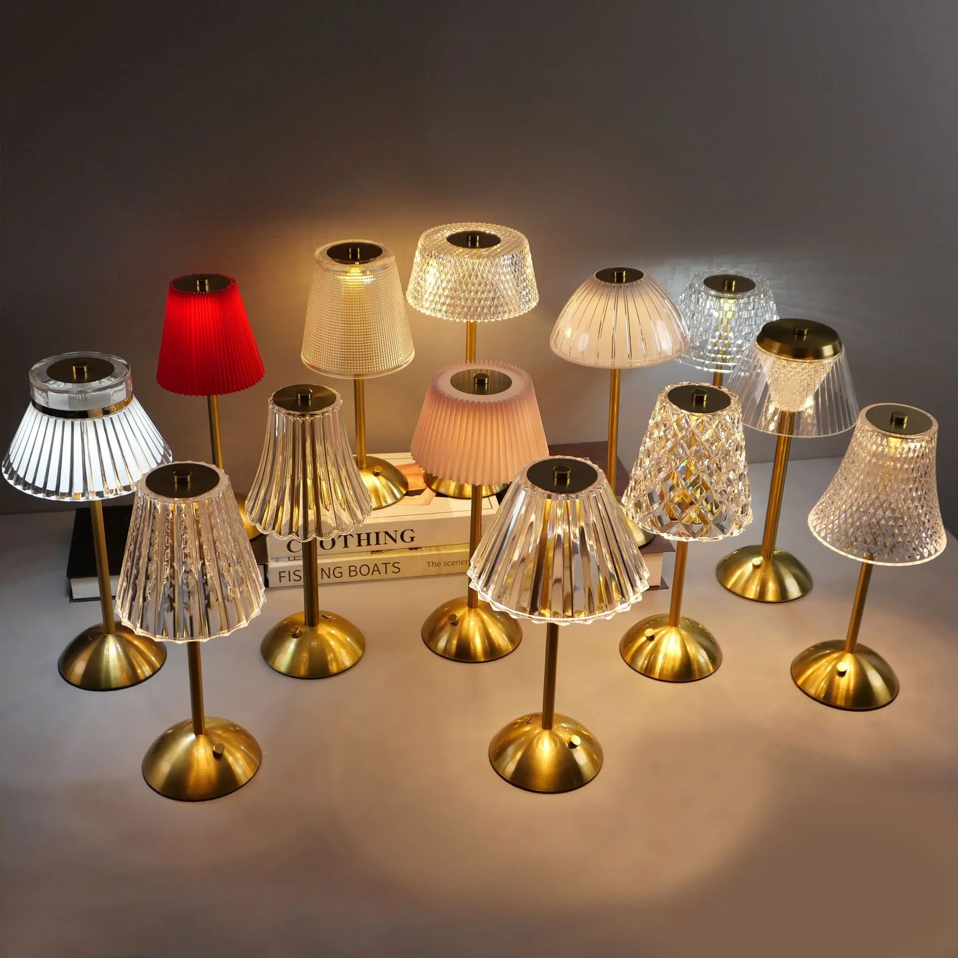 Crystal Lampshade Gold Rechargeable Wireless Touch Control Party Christmas Luxury Small Wedding Table Lamp
Crystal Lampshade Gold Rechargeable Wireless Touch Control Party Christmas Luxury Small Wedding Table Lamp