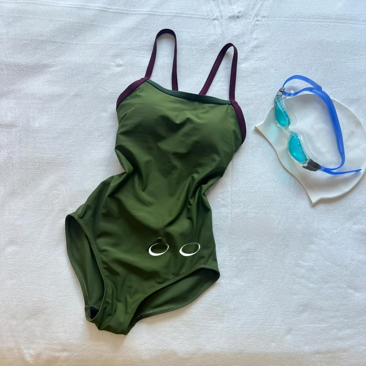 Profional Speed Swimming Suit Double Layer with Chest Pad Ba Sensation White Enhancing Cetitive Swimwear New Summer
Profional Speed Swimming Suit Double Layer with Chest Pad Ba Sensation White Enhancing Cetitive Swimwear New Summer