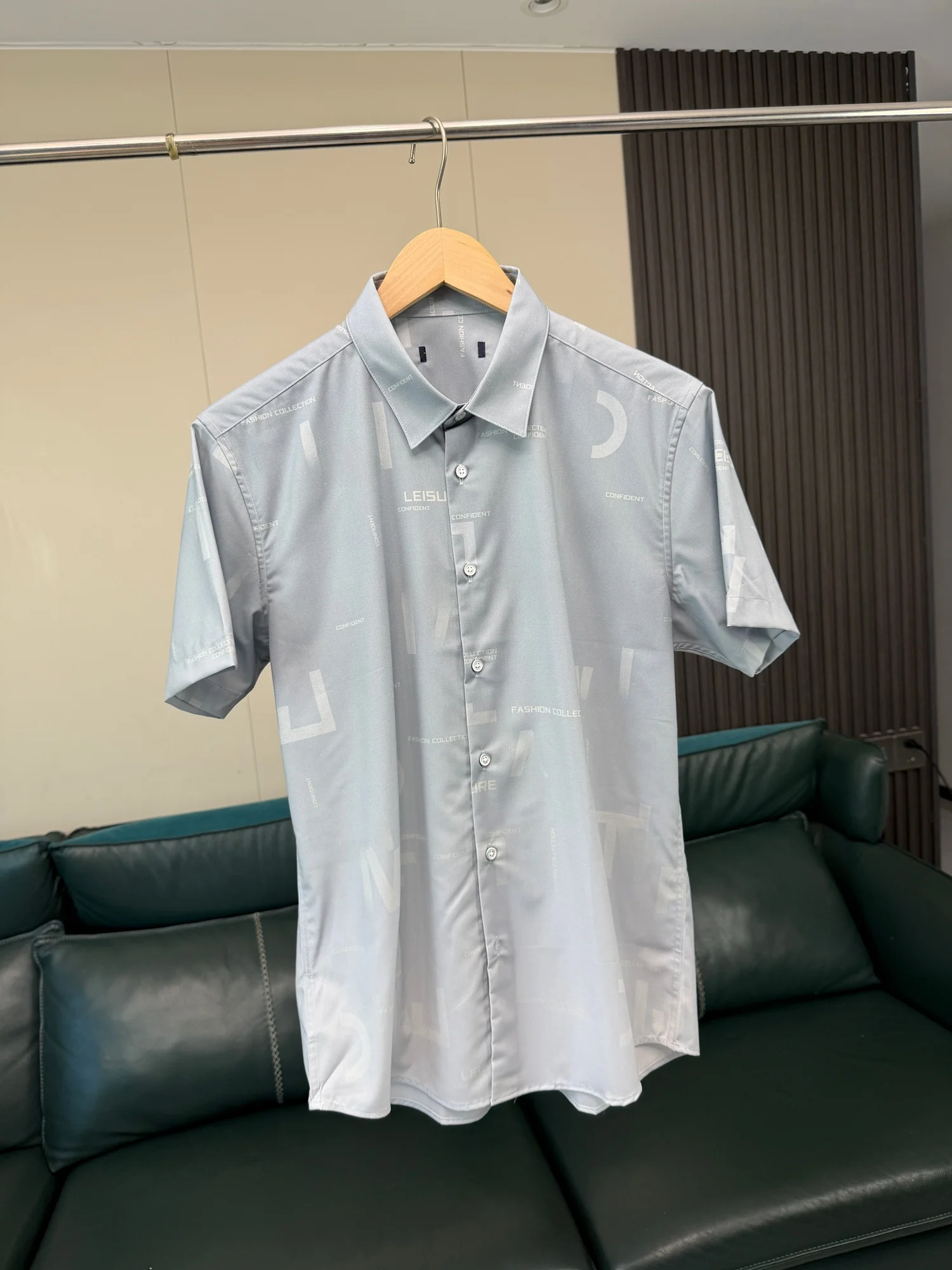 Cool Sensation Breathable Short Sleeve Printed Casual Shirt Men's Summer Business Casual Standard Fit Fashion Urban Style
Cool Sensation Breathable Short Sleeve Printed Casual Shirt Men's Summer Business Casual Standard Fit Fashion Urban Style