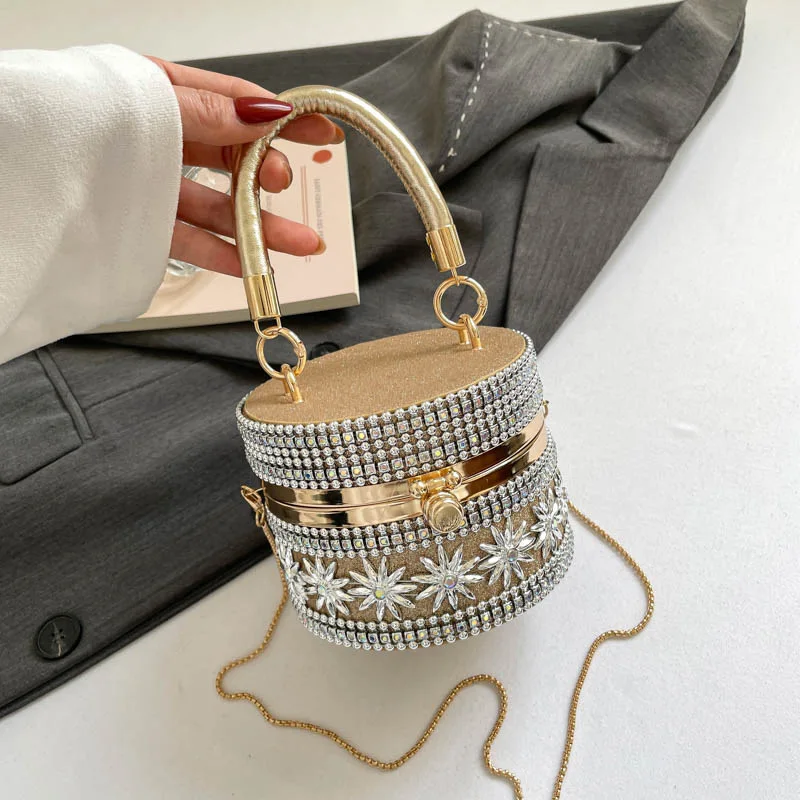 Luxury Diamonds Handbags for Women 2026 New Fashion Shining Round Box Shoulder Bag Woman Leather Party Evening Crossbody Bag
Luxury Diamonds Handbags for Women 2026 New Fashion Shining Round Box Shoulder Bag Woman Leather Party Evening Crossbody Bag
