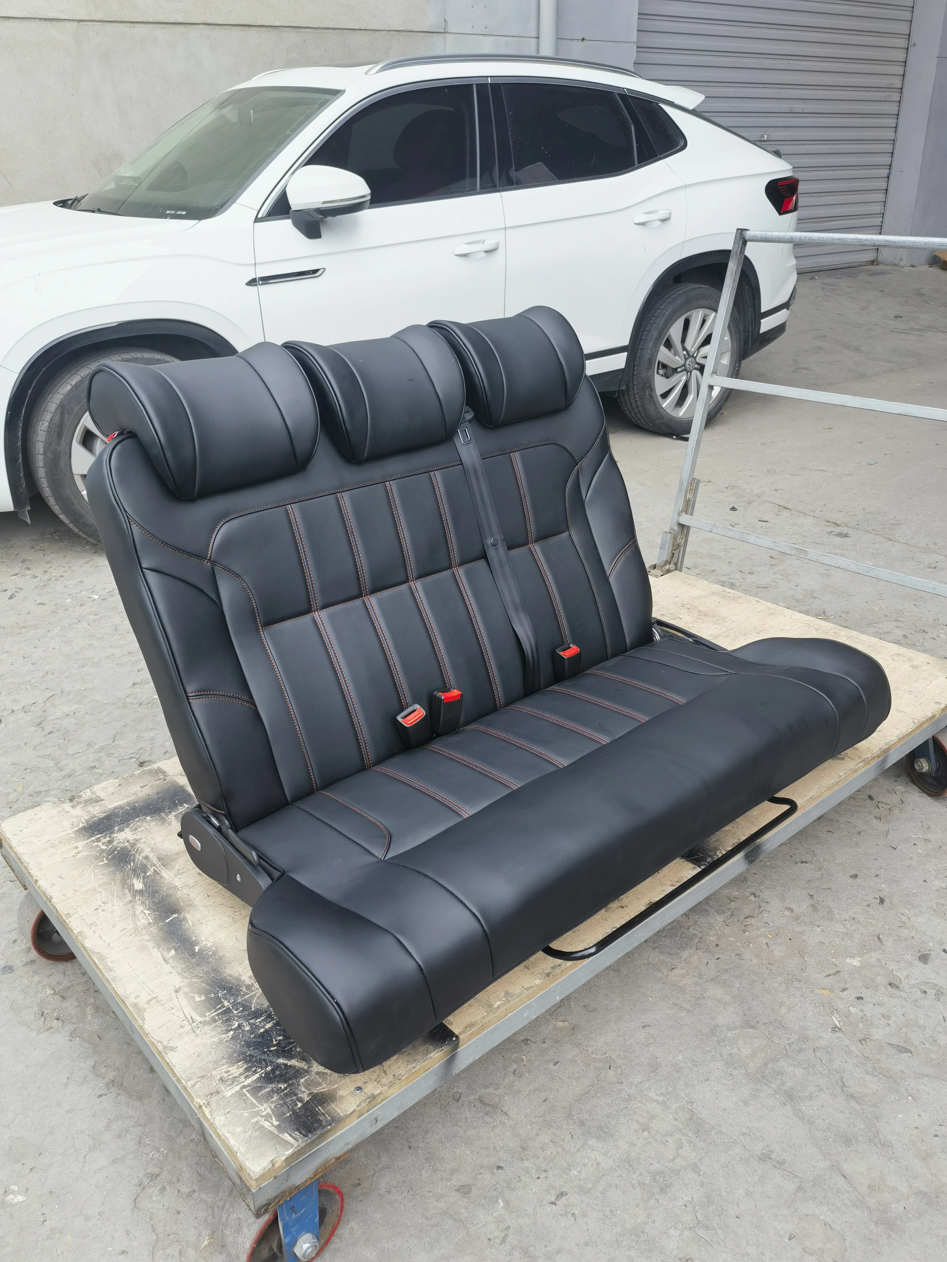 Black Rear Seat Slope Sofa NA PPA LEATHER Fit For JK JL 4 Door Lantsun J9061
Black Rear Seat Slope Sofa NA PPA LEATHER Fit For JK JL 4 Door Lantsun J9061