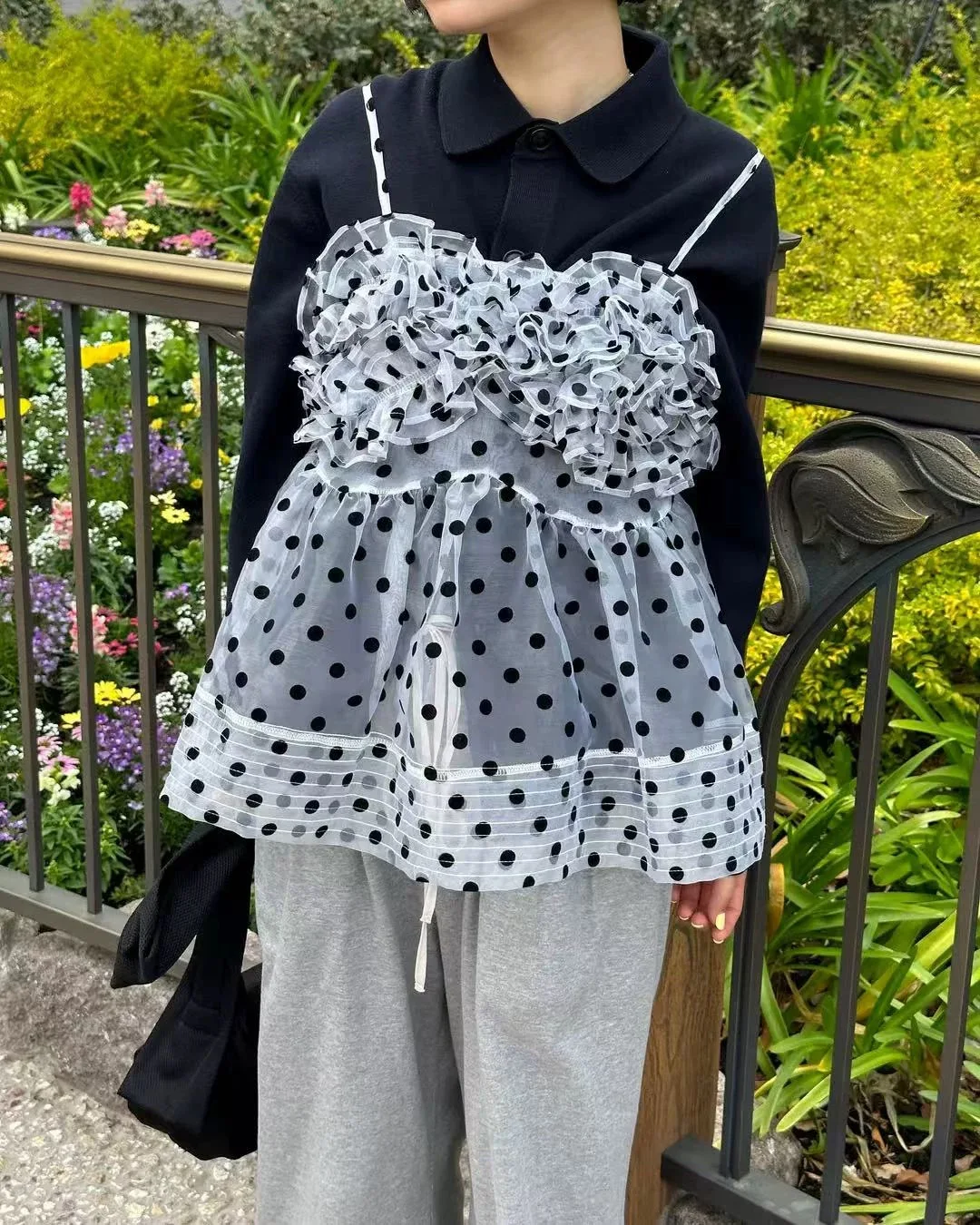 Japanese Style Popular Polka Dot Lace Strap Vest Women's Loose Fit H-Shape Tank Top Outerwear Summer Season Regular Length
Japanese Style Popular Polka Dot Lace Strap Vest Women's Loose Fit H-Shape Tank Top Outerwear Summer Season Regular Length
