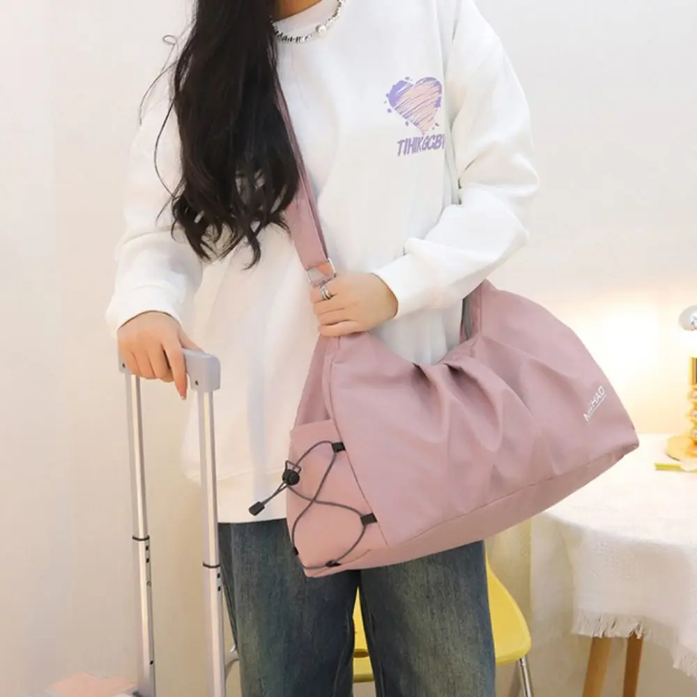 Simple Large Capacity Swimming Storage Bag Waterproof Crossbody Yoga Satchel Bag Pure Color Zipper Duffle Bag Daily
Simple Large Capacity Swimming Storage Bag Waterproof Crossbody Yoga Satchel Bag Pure Color Zipper Duffle Bag Daily