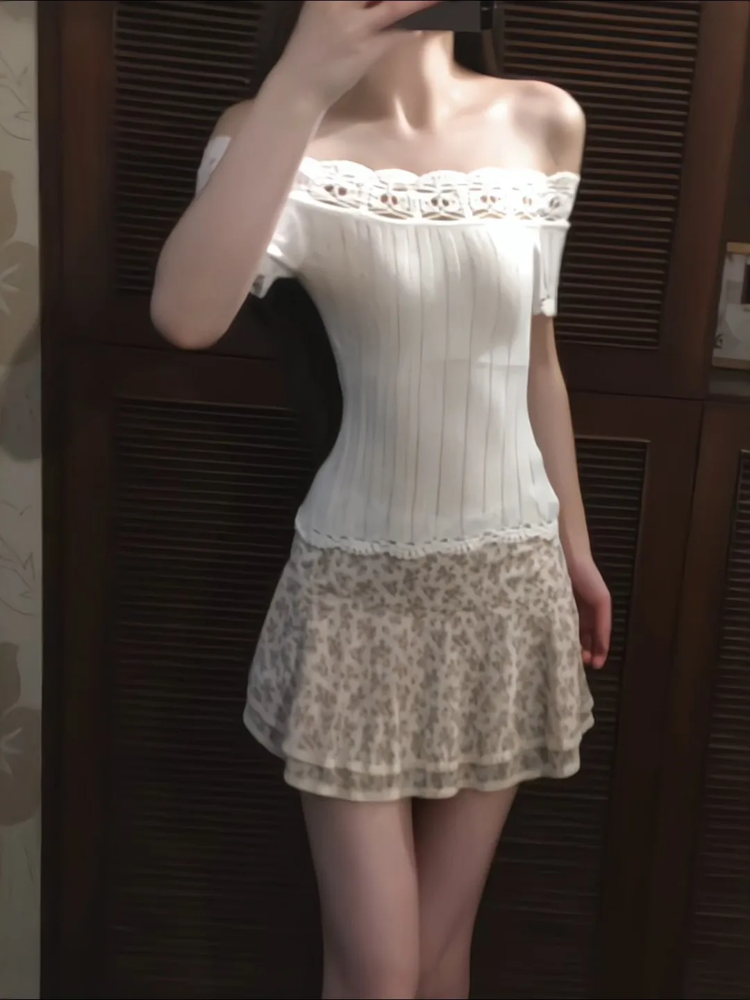 White Lace Knitted One-Shoulder Flower Embroidery Hollow out Women's Summer New Style High Waist Floral Skirt And Knitted Top...
White Lace Knitted One-Shoulder Flower Embroidery Hollow out Women's Summer New Style High Waist Floral Skirt And Knitted Top...