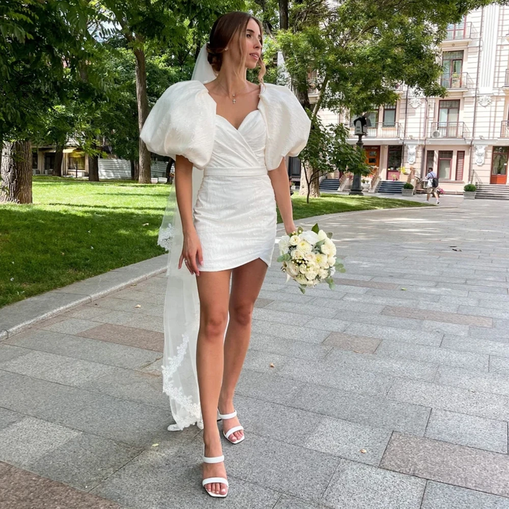 Customized Puffy Tulle Sheath Strapless Wedding Dresses Short Summer Bridal Gowns Zipper Back Elegant Women's Dress 2025
Customized Puffy Tulle Sheath Strapless Wedding Dresses Short Summer Bridal Gowns Zipper Back Elegant Women's Dress 2025