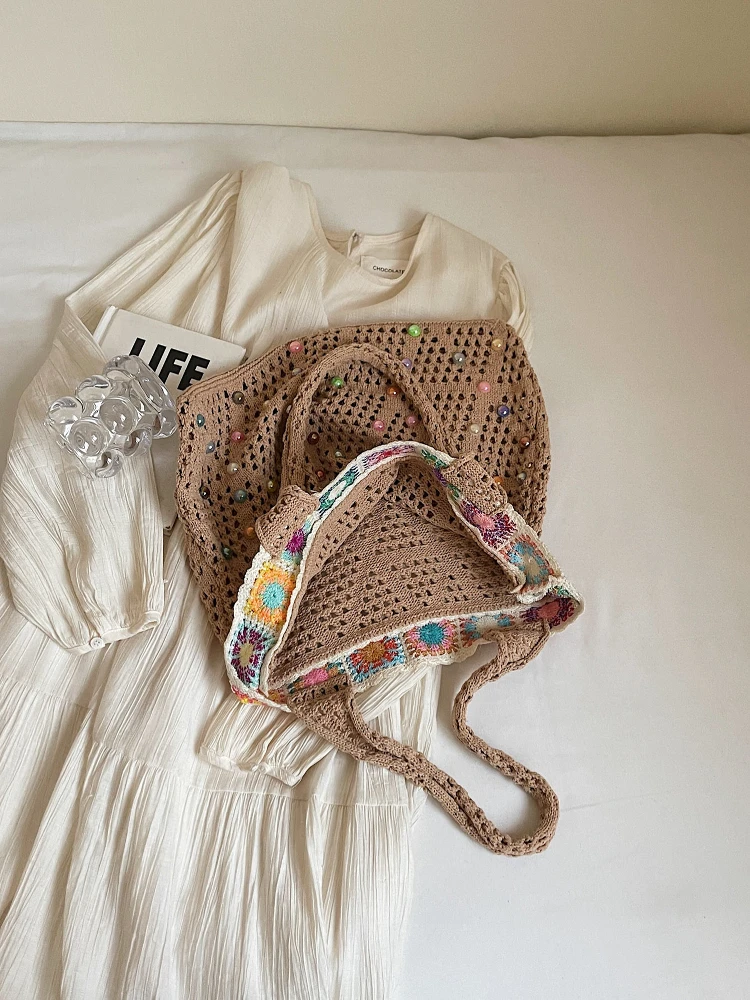 Hand Embroidered Beaded Woven Bag Retro Artistic Lazy Sle Underarm op Bag Large Capaci Tote Bag Casual Floral Pattern
Hand Embroidered Beaded Woven Bag Retro Artistic Lazy Sle Underarm op Bag Large Capaci Tote Bag Casual Floral Pattern