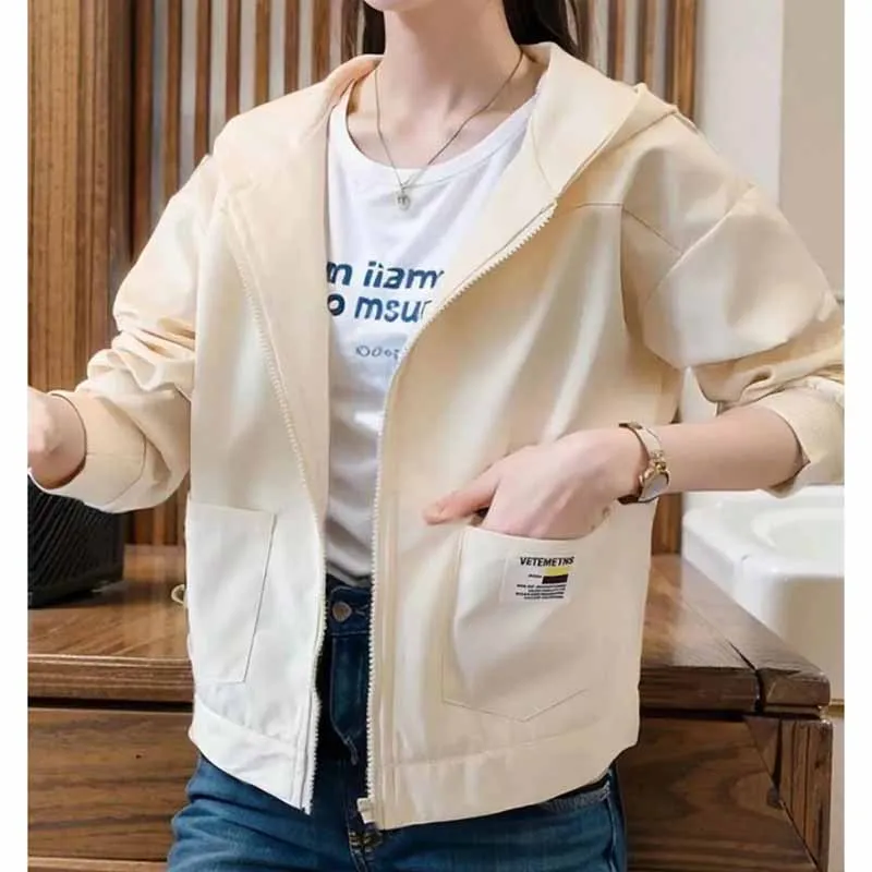 Spring Autumn Female Long Sleeves Short Jacket Ladies Solid Color Thin Style Leisure Outwear Women Hooded Zipper Coat
Spring Autumn Female Long Sleeves Short Jacket Ladies Solid Color Thin Style Leisure Outwear Women Hooded Zipper Coat