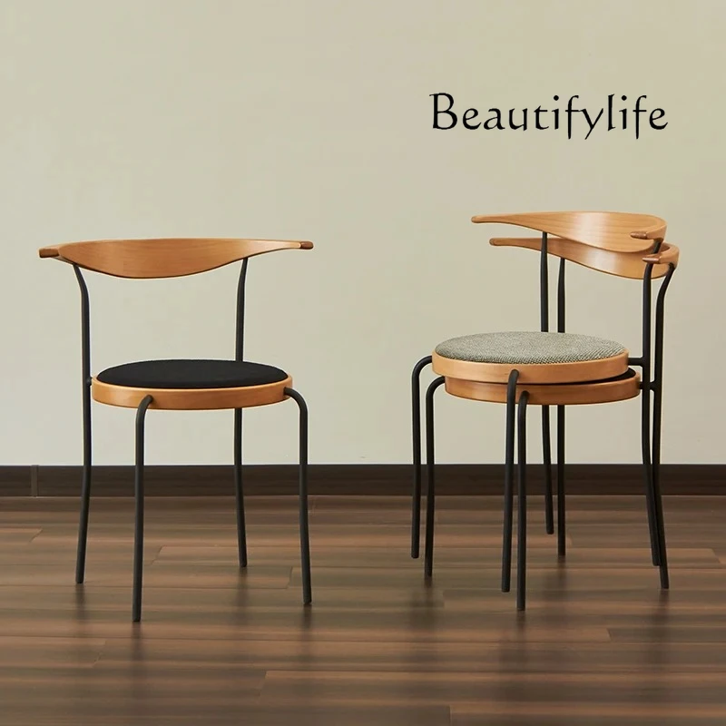 Danish Designer Minimalist Dining Chair, Mid-Century Horn Chair, Hangable for Home Use, Nordic Style Backrest Chair furniture
Danish Designer Minimalist Dining Chair, Mid-Century Horn Chair, Hangable for Home Use, Nordic Style Backrest Chair furniture