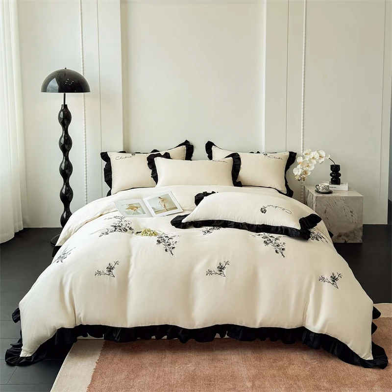 Vintage Floral Embroidery Black Ruffles 4Pcs Bedding Set Washed Lyocell Duvet Cover Set Silky Soft Bed Linen, Queen King Size
Vintage Floral Embroidery Black Ruffles 4Pcs Bedding Set Washed Lyocell Duvet Cover Set Silky Soft Bed Linen, Queen King Size