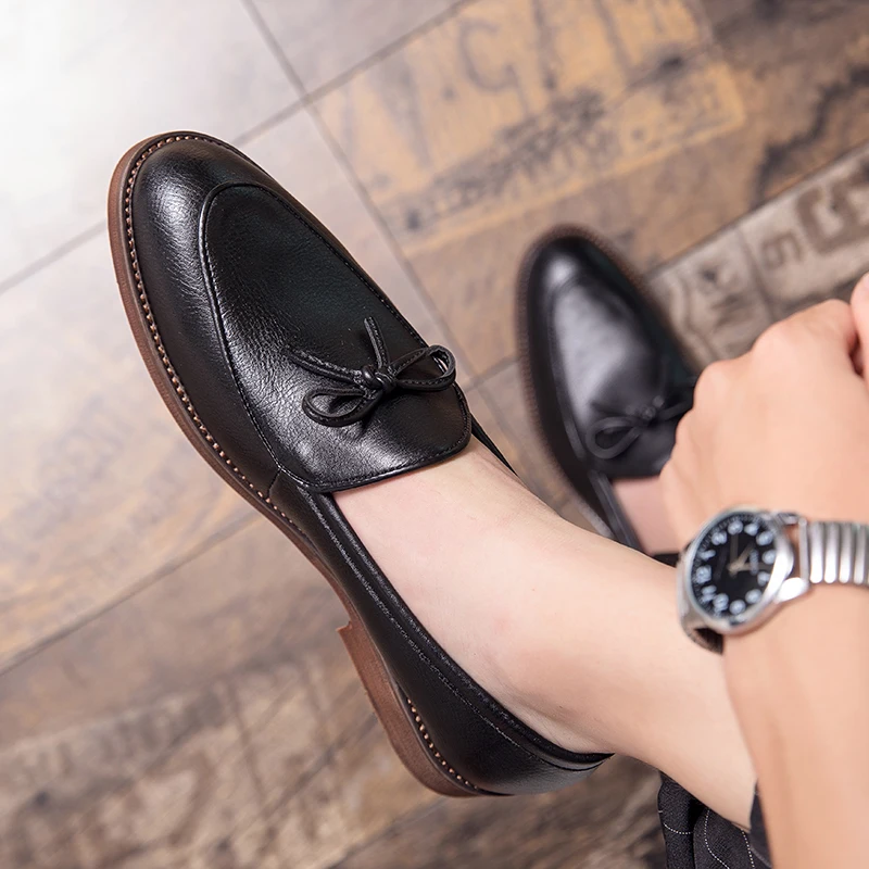 New Men Classic Tassel Shoes Luxurious Casual Comfortable Fashionable Leather Shoes European High-quality Loafers Sizes 38-47
New Men Classic Tassel Shoes Luxurious Casual Comfortable Fashionable Leather Shoes European High-quality Loafers Sizes 38-47