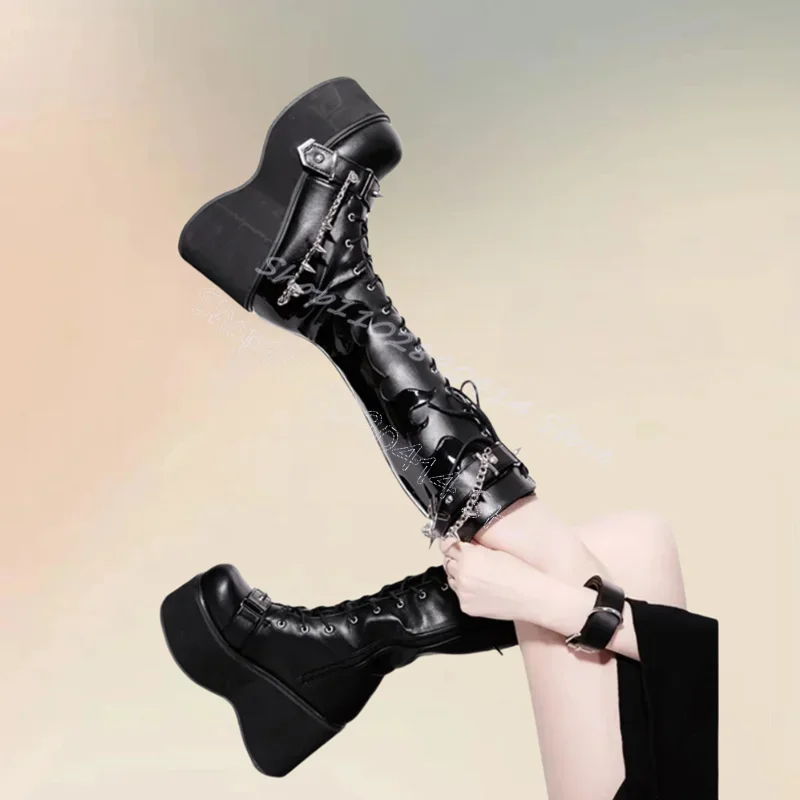 Metal Chain Spikes White Totem Design Platform Boots Side Zipper Women Shoes High Top New Party Banquet 2026 Zapatos Para Mujere
Metal Chain Spikes White Totem Design Platform Boots Side Zipper Women Shoes High Top New Party Banquet 2026 Zapatos Para Mujere