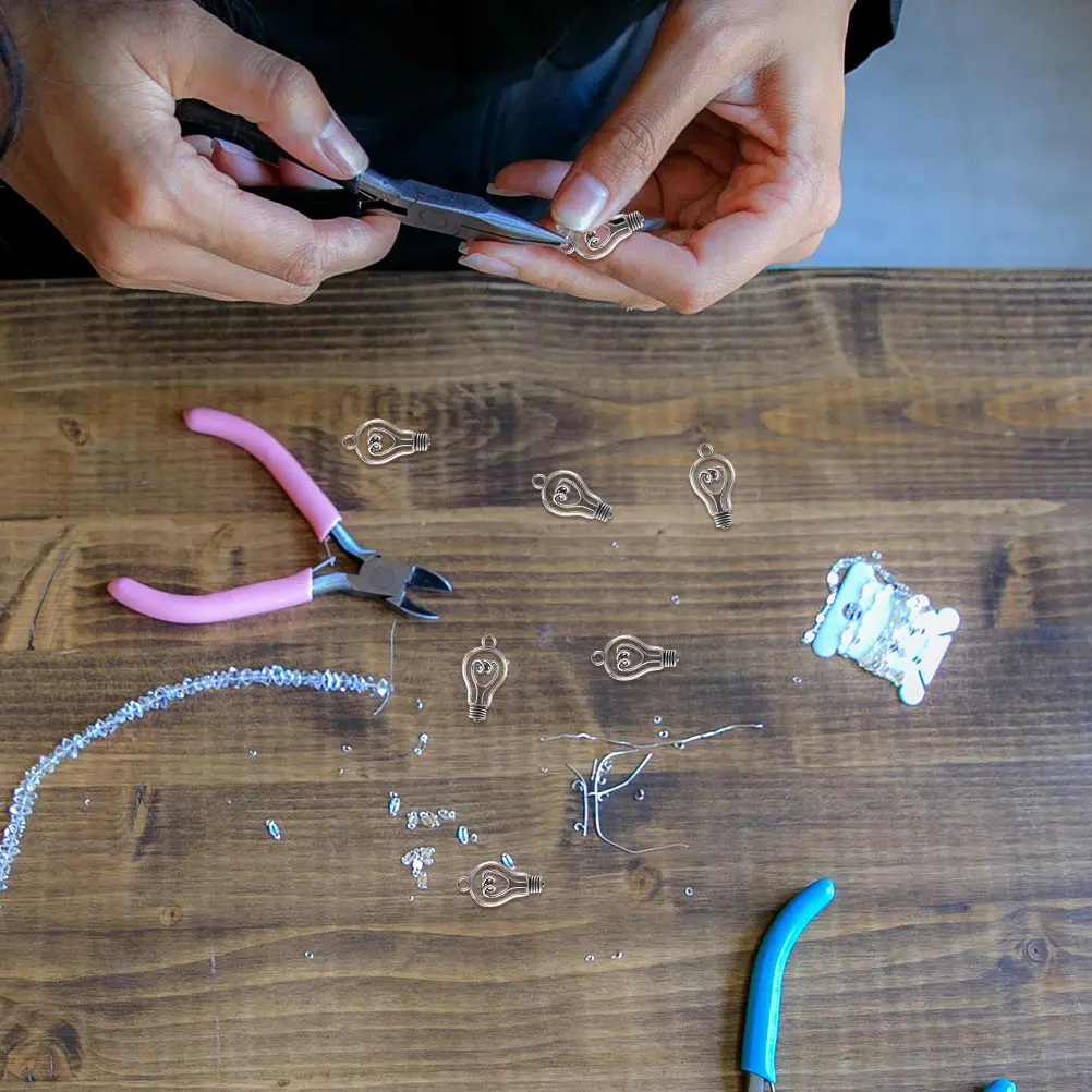 100 шт. полых подвесок-лампочек из сплава, винтажные комплектующие для изготовления украшений, аксессуары для ожерелий своими руками
100 шт. полых подвесок-лампочек из сплава, винтажные комплектующие для изготовления украшений, аксессуары для ожерелий своими руками