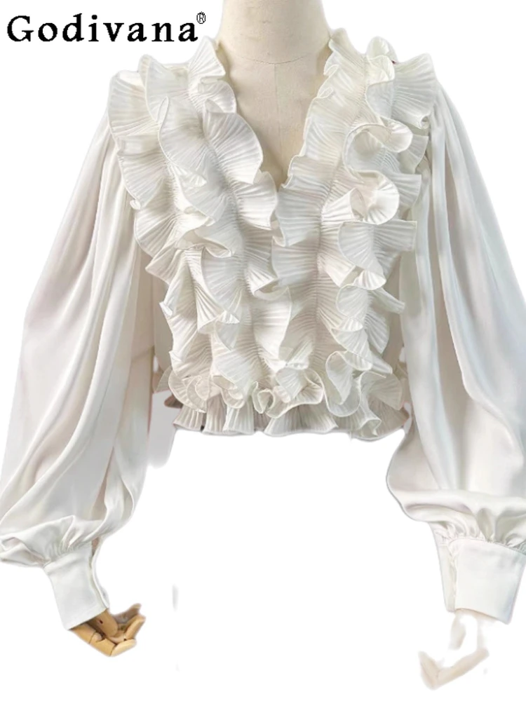Korean New Sweet Ruffles Lantern Sleeve Loose Short Shirt Fashion Girls Versatile White V-neck Temperament French Loose Top
Korean New Sweet Ruffles Lantern Sleeve Loose Short Shirt Fashion Girls Versatile White V-neck Temperament French Loose Top
