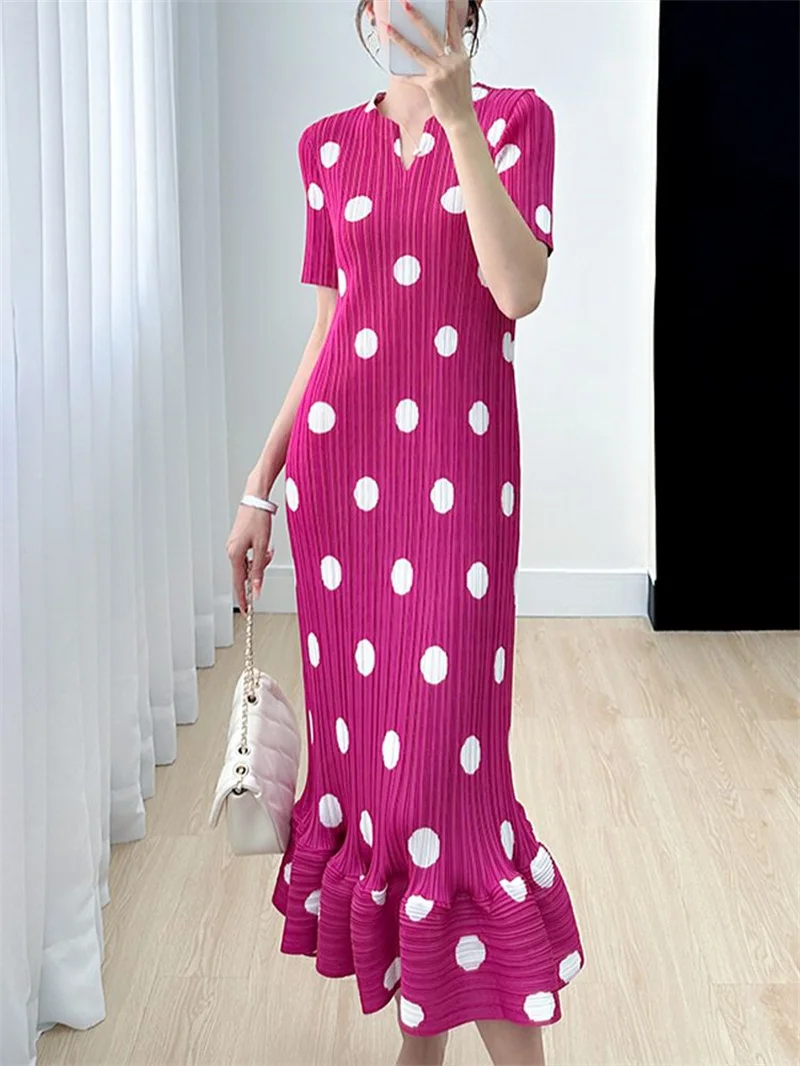 Beautiful Womens Dresses Evening Dresses Miyake Summer New Ladies Polka-dot V-neck high-end Loose Temperament Pleated Long Skirt
Beautiful Womens Dresses Evening Dresses Miyake Summer New Ladies Polka-dot V-neck high-end Loose Temperament Pleated Long Skirt