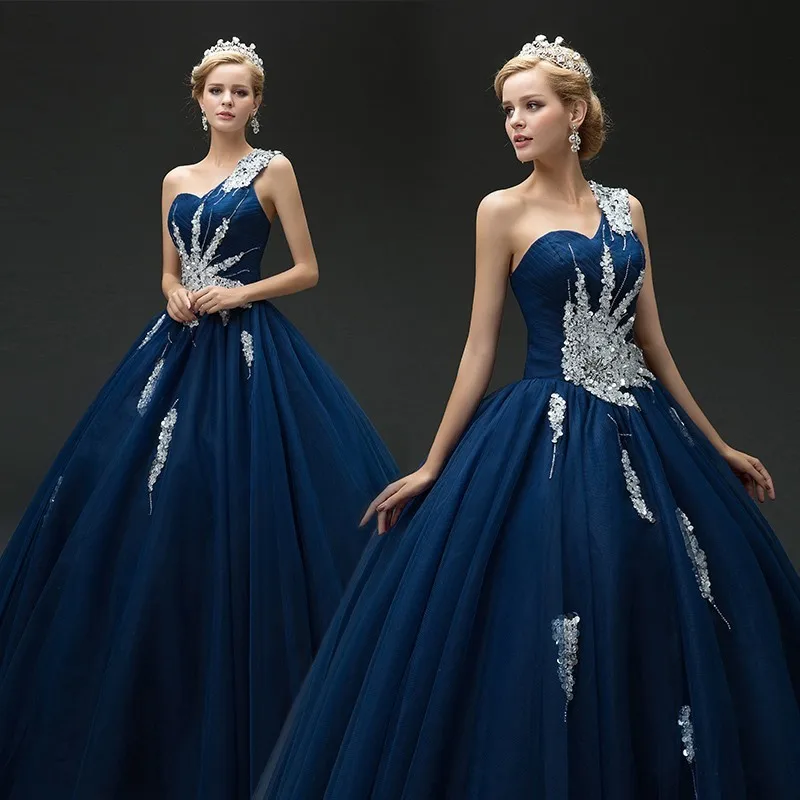 Очаровательное королевское синее бальное платье на одно плечо Quinceanera Вечерние платья из тюля Длинное вечернее платье с кристаллами
Очаровательное королевское синее бальное платье на одно плечо Quinceanera Вечерние платья из тюля Длинное вечернее платье с кристаллами