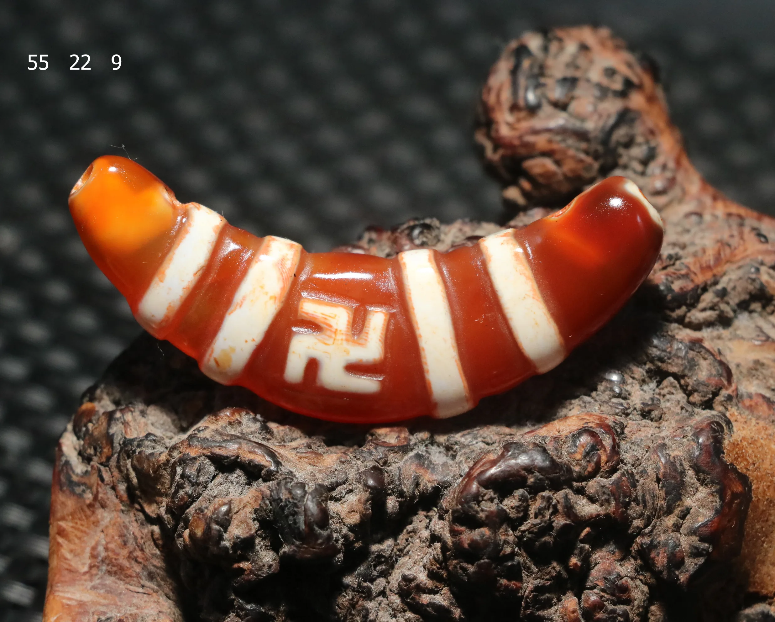 DUJIACHANPINUPD0919 Магическая сила Тибетский старый агат красного цвета Wanzi Swastica 4-линейный рог S dZi кулон из бисера амулет 4A + Timestown
DUJIACHANPINUPD0919 Магическая сила Тибетский старый агат красного цвета Wanzi Swastica 4-линейный рог S dZi кулон из бисера амулет 4A + Timestown