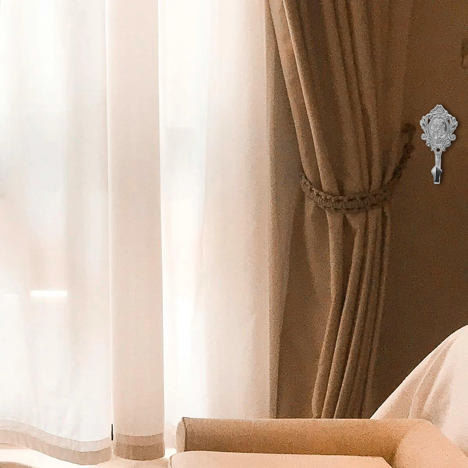 2pcs Zinc Alloy Curtain Hooks Silver 9.5*5Cm Rose Carve Vintage Style Drapery Tieback Holdback Wall Mount Clothes Hat Hanger
2pcs Zinc Alloy Curtain Hooks Silver 9.5*5Cm Rose Carve Vintage Style Drapery Tieback Holdback Wall Mount Clothes Hat Hanger