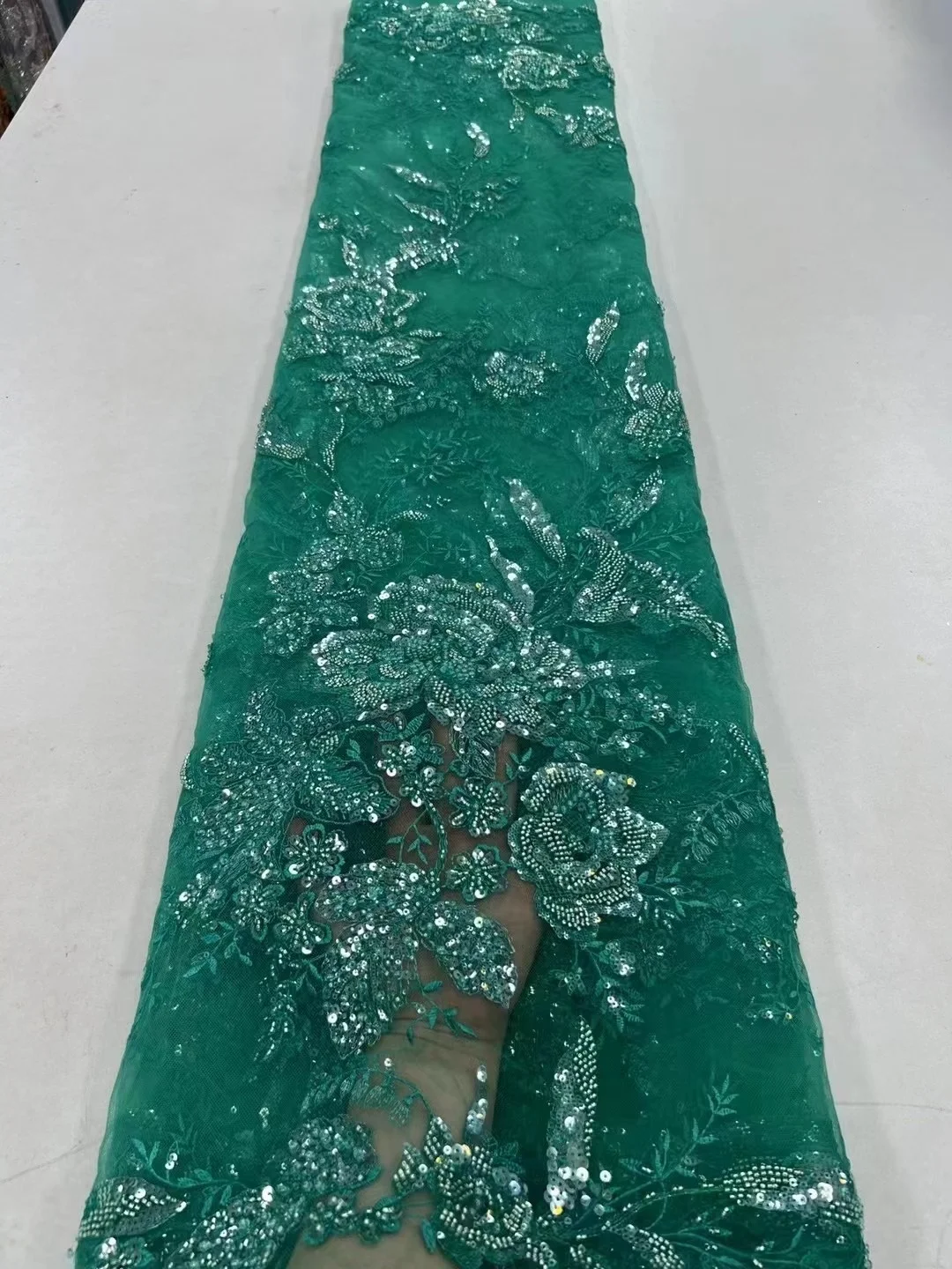 Luxurious High -End French Handmade Beaded Lace Fabric 2024 Royal Latest African Sequins Lace Fabric For Wedding Dress Sewing
Luxurious High -End French Handmade Beaded Lace Fabric 2024 Royal Latest African Sequins Lace Fabric For Wedding Dress Sewing