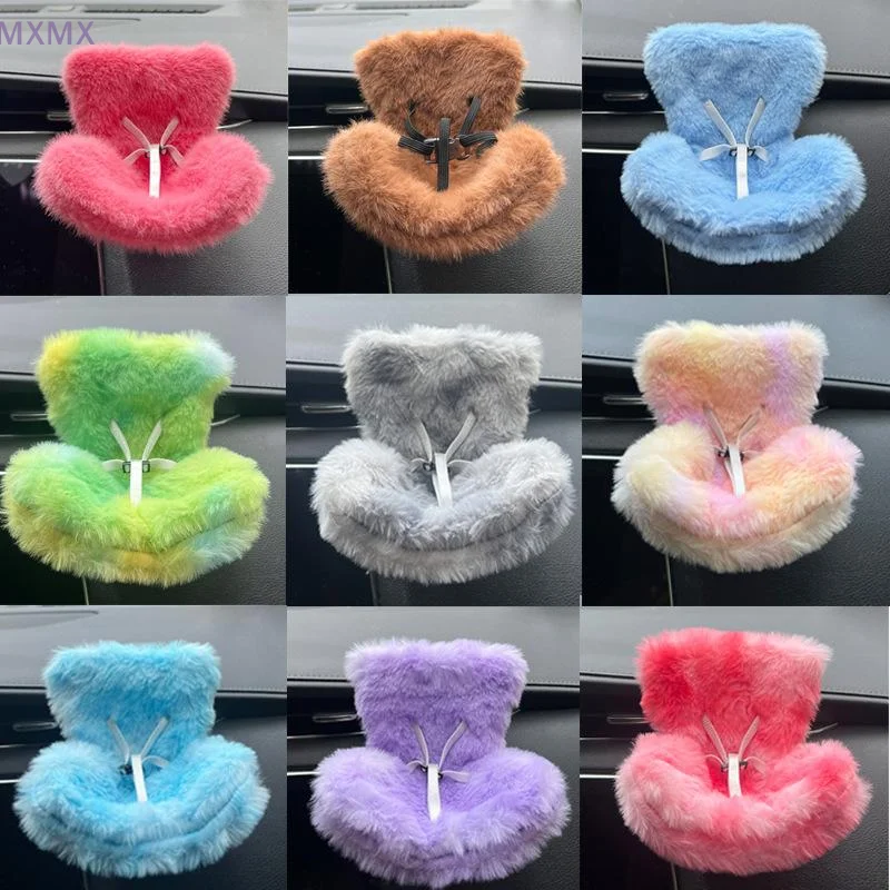 Premium Mini Car Safety Seat Ornament & Air Outlet Decor for 17cm Labubu Dolls 
Premium Mini Car Safety Seat Ornament & Air Outlet Decor for 17cm Labubu Dolls