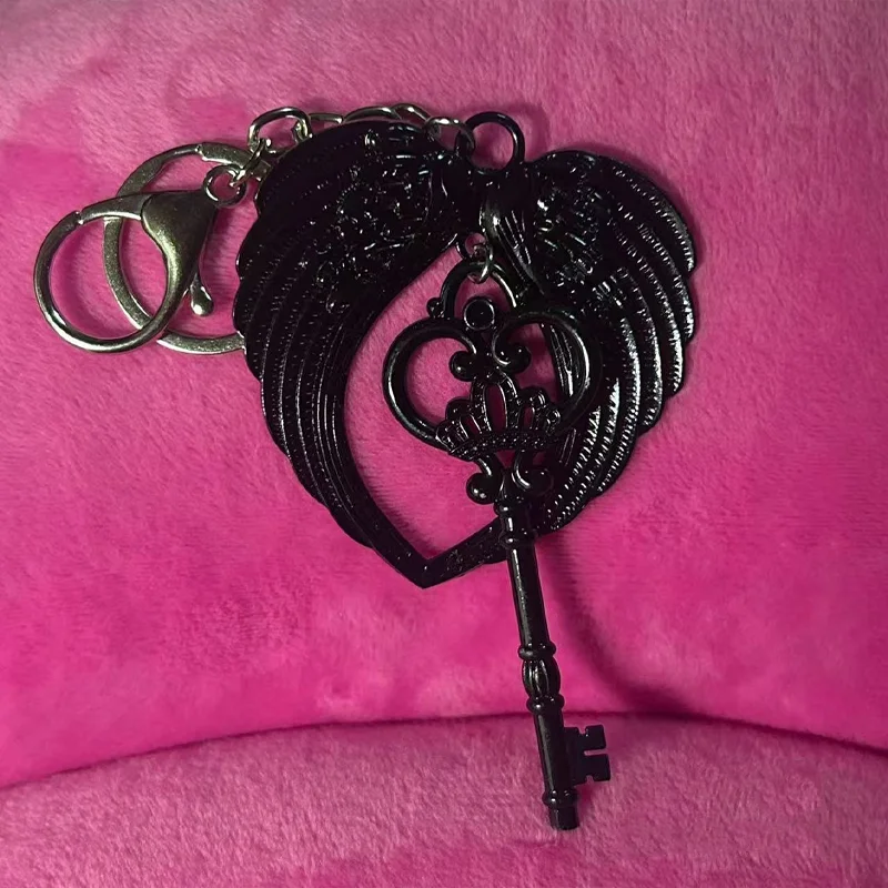 Bag Pendant Keychain Black Angel Wings Y2K Girl Women Men Decorations Cosplay DIY Punk Skeleton Blood Type Vampire Diarles Black
Bag Pendant Keychain Black Angel Wings Y2K Girl Women Men Decorations Cosplay DIY Punk Skeleton Blood Type Vampire Diarles Black