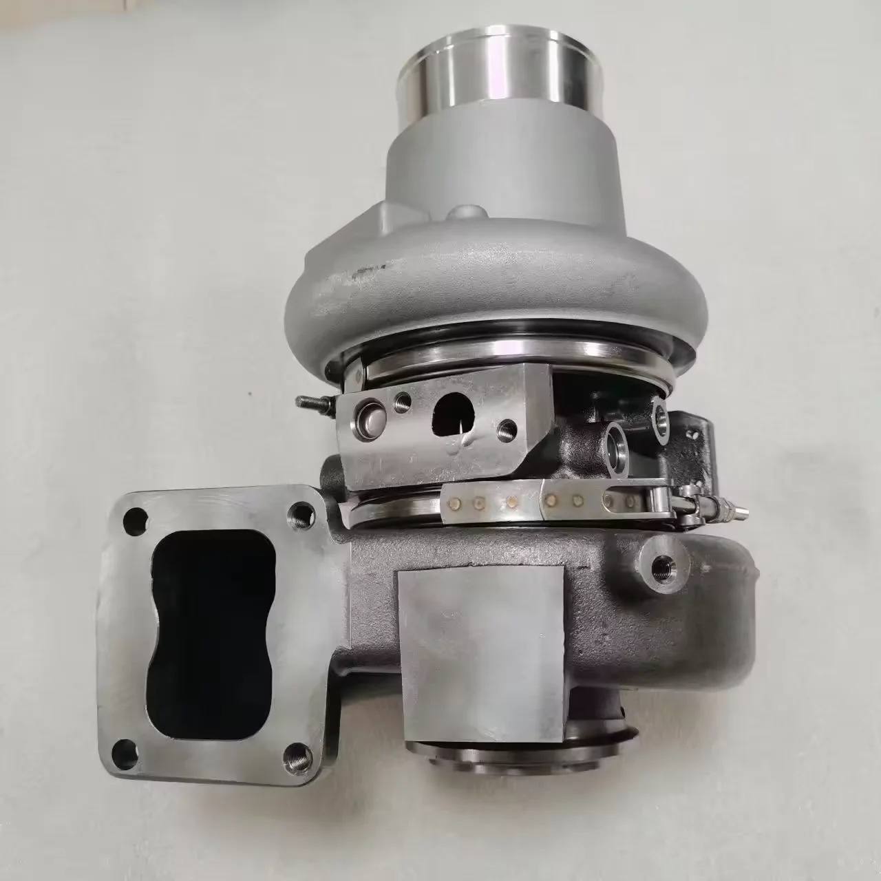 HE300VG 5327319 3773412 3789608 3789638 3789640 3789641 4352227 4352228 Turbocharger For Industrial QSL Engine
HE300VG 5327319 3773412 3789608 3789638 3789640 3789641 4352227 4352228 Turbocharger For Industrial QSL Engine