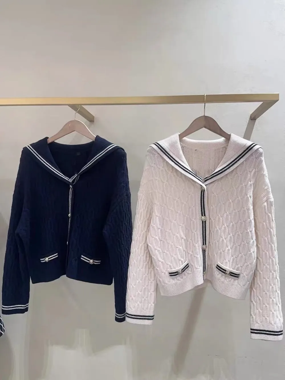 High-End Knitted Long-Sve Navy Collar Color Blo Outerwear Women's Open Cardigan Soft French Sle Regular Fit Spring Fas...
High-End Knitted Long-Sve Navy Collar Color Blo Outerwear Women's Open Cardigan Soft French Sle Regular Fit Spring Fas...