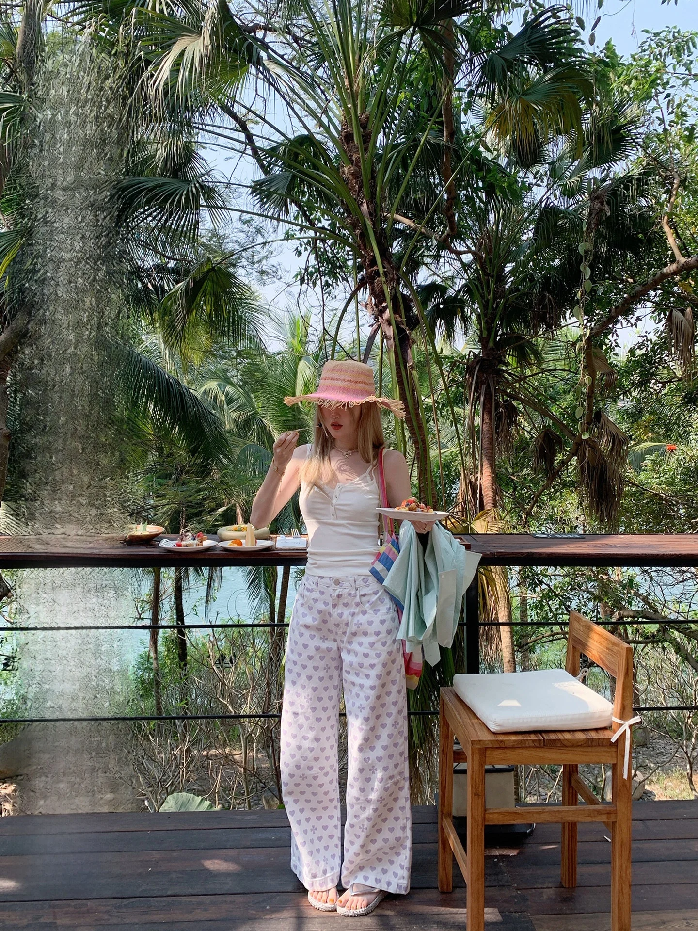 High Waist Wide Leg Heart Pattern Loose Summer Women's Jeans Casual Comfortable Cotton Blend Zipper Closure
High Waist Wide Leg Heart Pattern Loose Summer Women's Jeans Casual Comfortable Cotton Blend Zipper Closure
