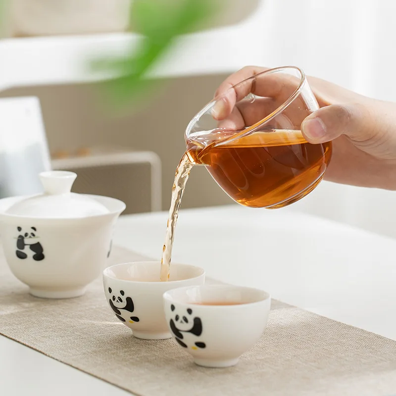 White Jade-like Ding Porcelain Travel Tea Set Portable Kung Fu Teaware with Storage Bag for Car Camping Outdoor Trips
White Jade-like Ding Porcelain Travel Tea Set Portable Kung Fu Teaware with Storage Bag for Car Camping Outdoor Trips