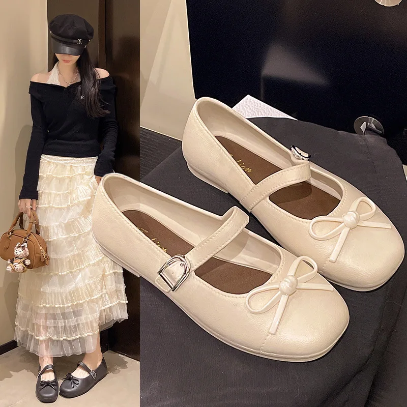 Retro Leather Upgraded Version Flat Bottom Mary Jane Shoes Women's Spring 2026 New Style Korean Gentle Fairy Style Shoes
Retro Leather Upgraded Version Flat Bottom Mary Jane Shoes Women's Spring 2026 New Style Korean Gentle Fairy Style Shoes