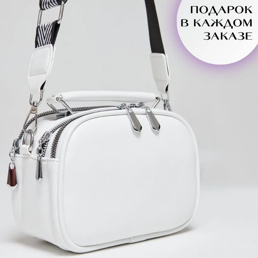 2024 hot product: one-shoulder crossbody women's bag in horizontal style, fashion trend, women's small bag, versatile new PU bag
2024 hot product: one-shoulder crossbody women's bag in horizontal style, fashion trend, women's small bag, versatile new PU bag