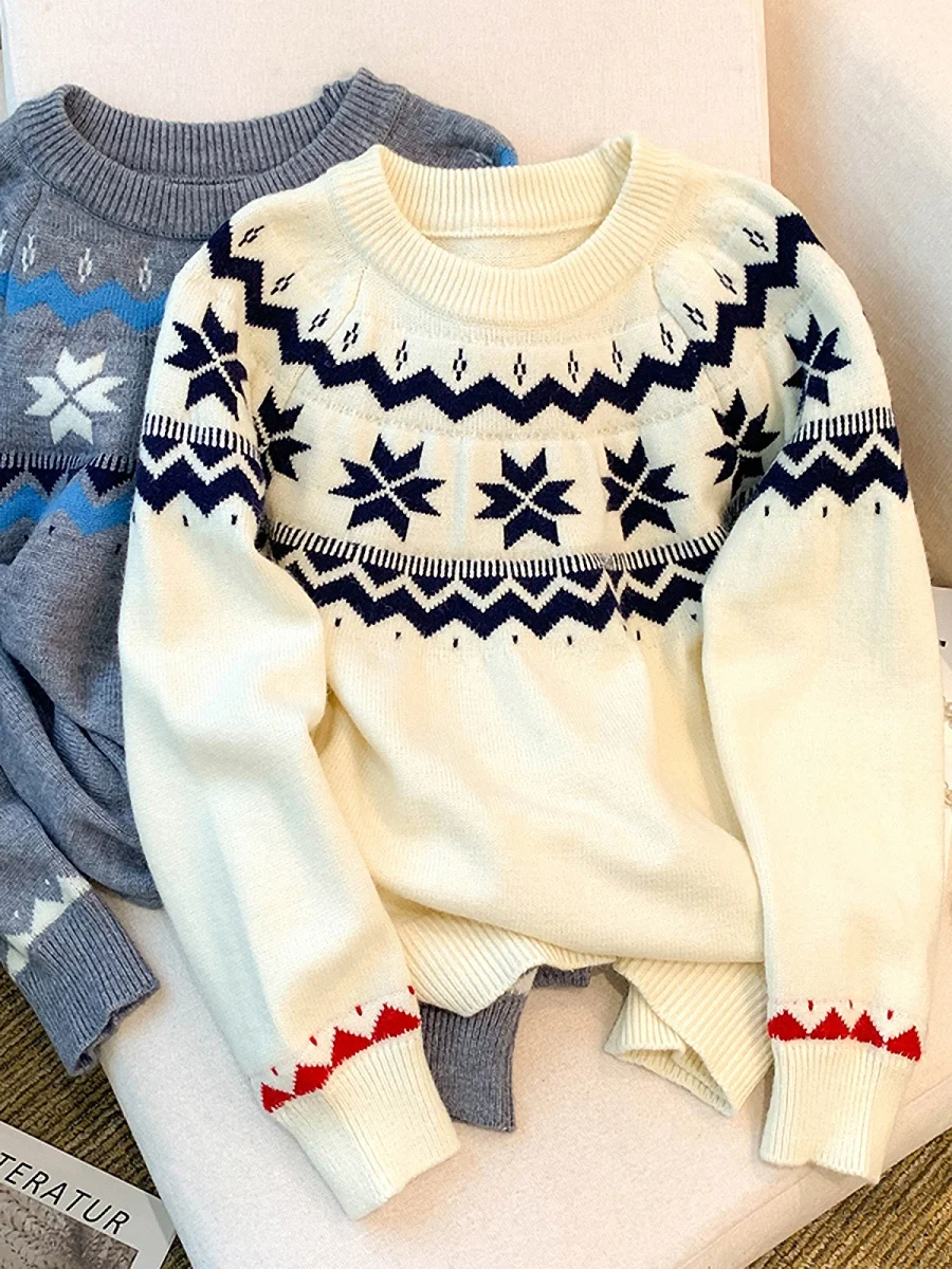 Весенний женский повседневный модный ретро-свитер с круглым вырезом, мягкий, уютный, вязаный в стиле Fair Isle, комфортный, прямого кроя
Весенний женский повседневный модный ретро-свитер с круглым вырезом, мягкий, уютный, вязаный в стиле Fair Isle, комфортный, прямого кроя