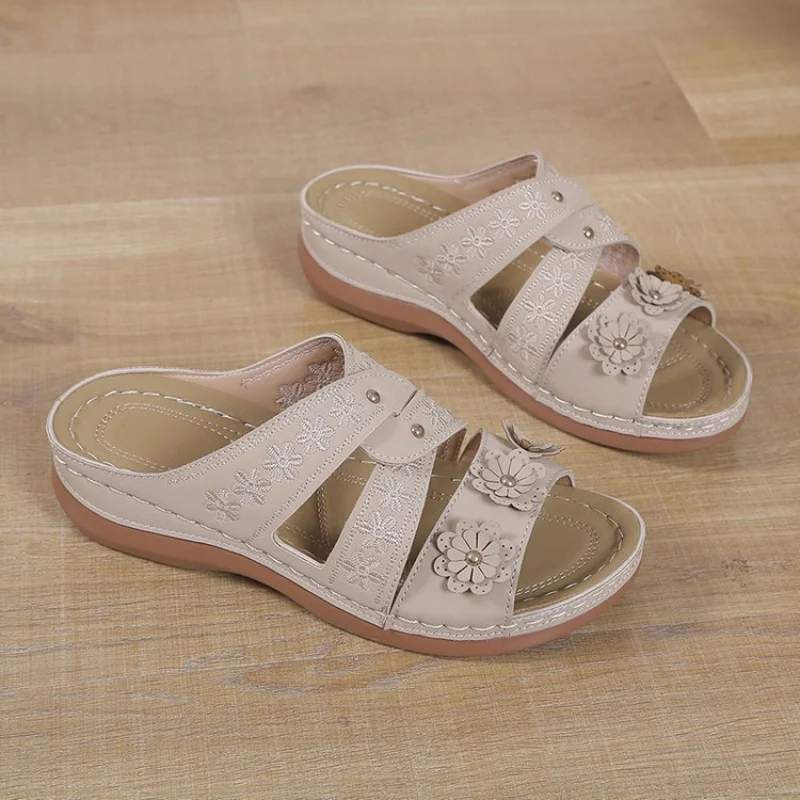 Large Size Women's Summer Wedge-Style Sandals Flat Bottom Exquisite Floral Pattern New Arrivals for Women
Large Size Women's Summer Wedge-Style Sandals Flat Bottom Exquisite Floral Pattern New Arrivals for Women