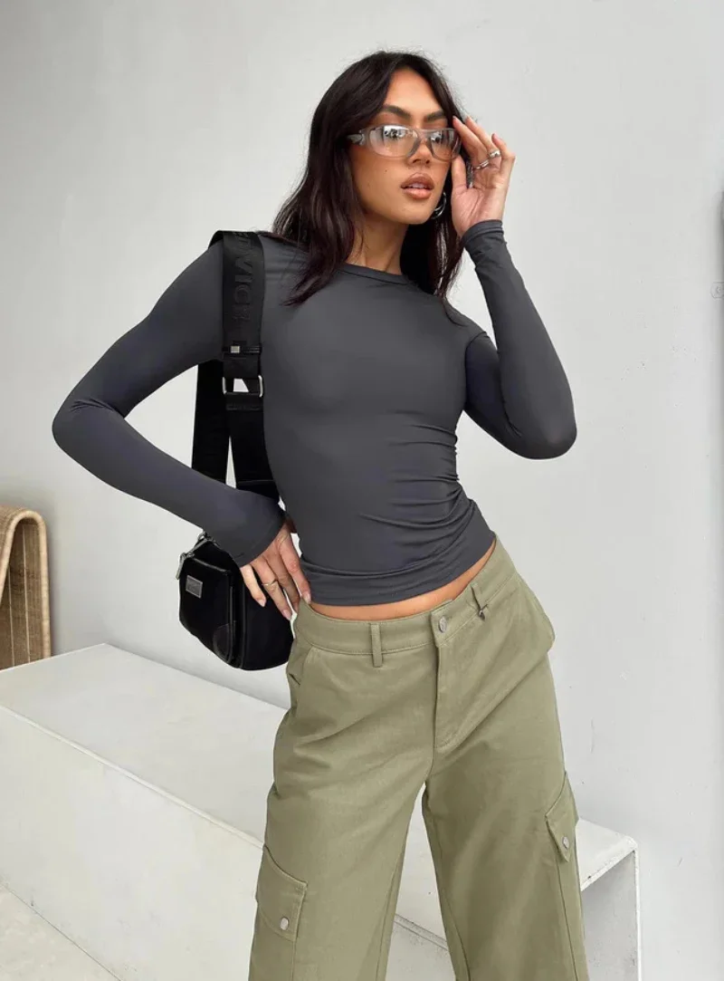 Women's Long Sleeved T-Shirt Spring And Autumn Solid Color Slim Fit Pullover Women's Basic T-Shirt Y2k Clothes Street Wear
Women's Long Sleeved T-Shirt Spring And Autumn Solid Color Slim Fit Pullover Women's Basic T-Shirt Y2k Clothes Street Wear