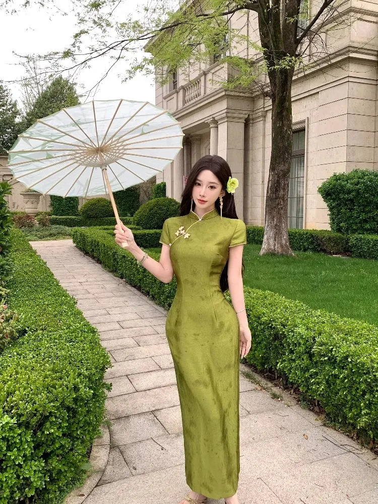 Luxury een Floral Embroidery Chinoiserie Dr Women's Slim Fit Daily Wear ort Sve Ele Long Qipao
Luxury een Floral Embroidery Chinoiserie Dr Women's Slim Fit Daily Wear ort Sve Ele Long Qipao