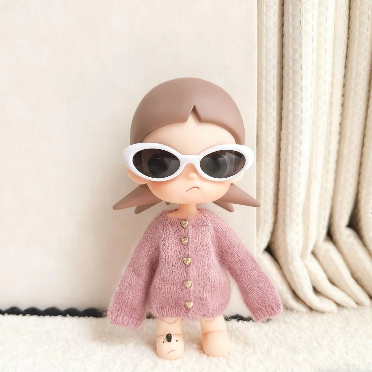 New Hot-selling Zsiga Movable Doll Clothes Sunglasses Suit Simple and Versatile Fashion Pink Red Sweater Exquisite Love Buttons
New Hot-selling Zsiga Movable Doll Clothes Sunglasses Suit Simple and Versatile Fashion Pink Red Sweater Exquisite Love Buttons