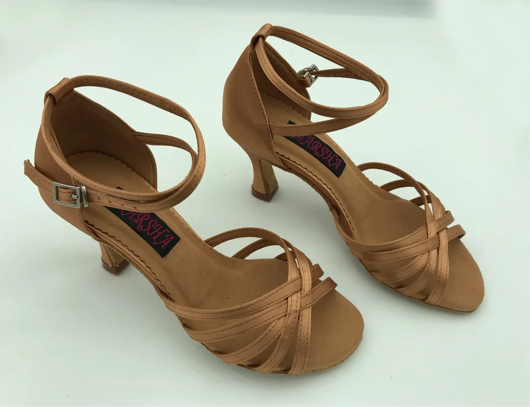 Fashion and comfortable latin dance shoes ballroom salsa shoes tango shoes party & wedding shoes 6201DTN shipping free
Fashion and comfortable latin dance shoes ballroom salsa shoes tango shoes party & wedding shoes 6201DTN shipping free