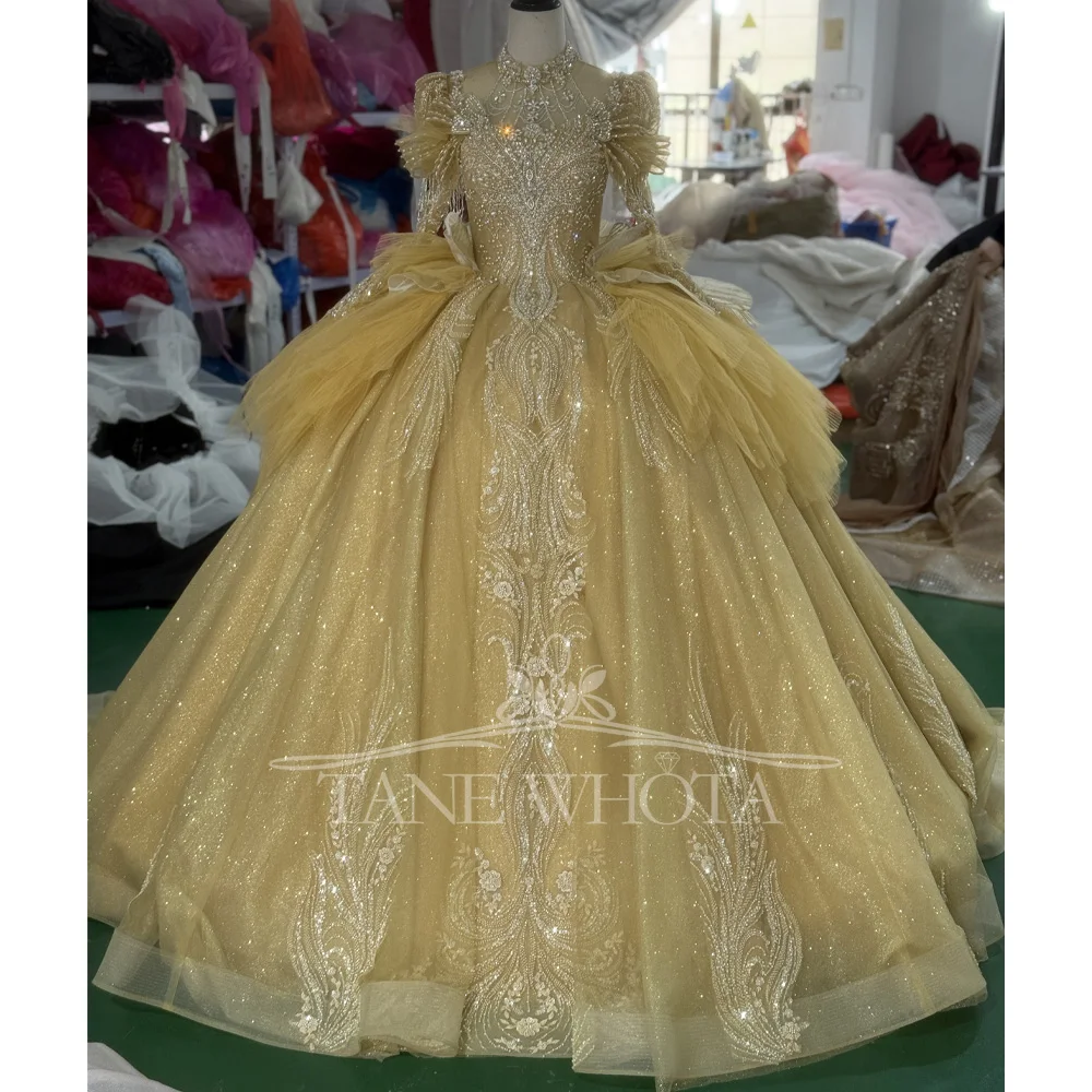 Customizable Yellow Evening Gown With High Long Sleeves Keyhole Back Crystal Beading Lace Up Prom Dress
Customizable Yellow Evening Gown With High Long Sleeves Keyhole Back Crystal Beading Lace Up Prom Dress