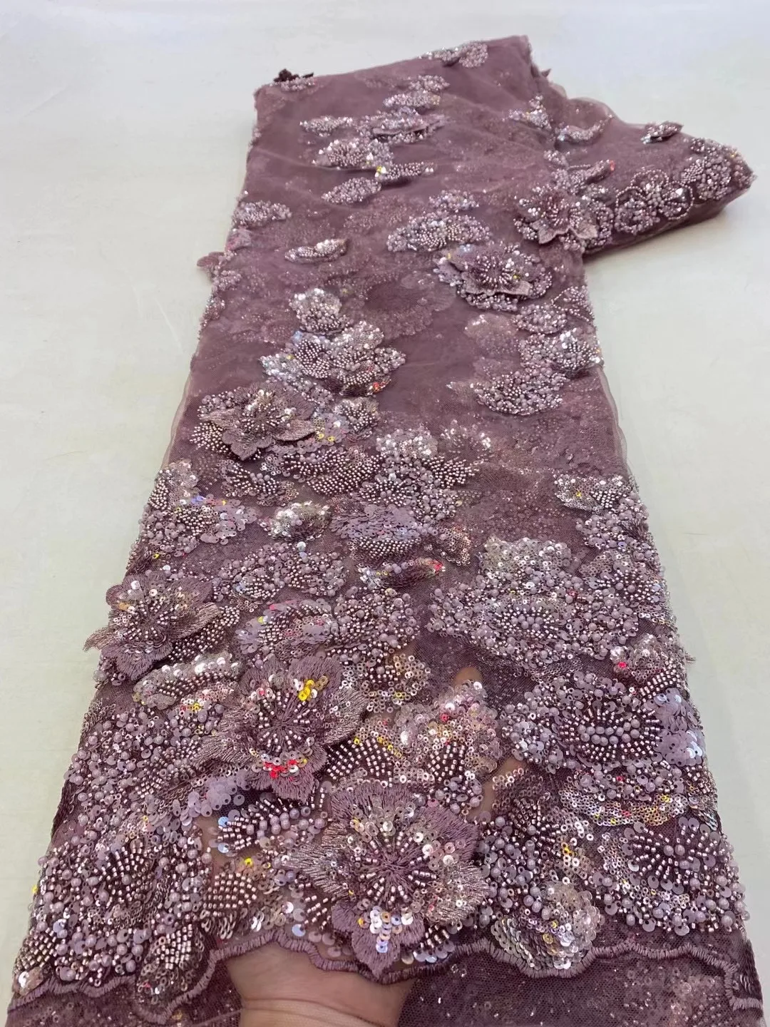 2023 High Quality African Lace Fabric Sequins Mesh Lace Luxury Beads 3D Embroidered Tulle Lace Fabric For Sewing Material QF0817
2023 High Quality African Lace Fabric Sequins Mesh Lace Luxury Beads 3D Embroidered Tulle Lace Fabric For Sewing Material QF0817