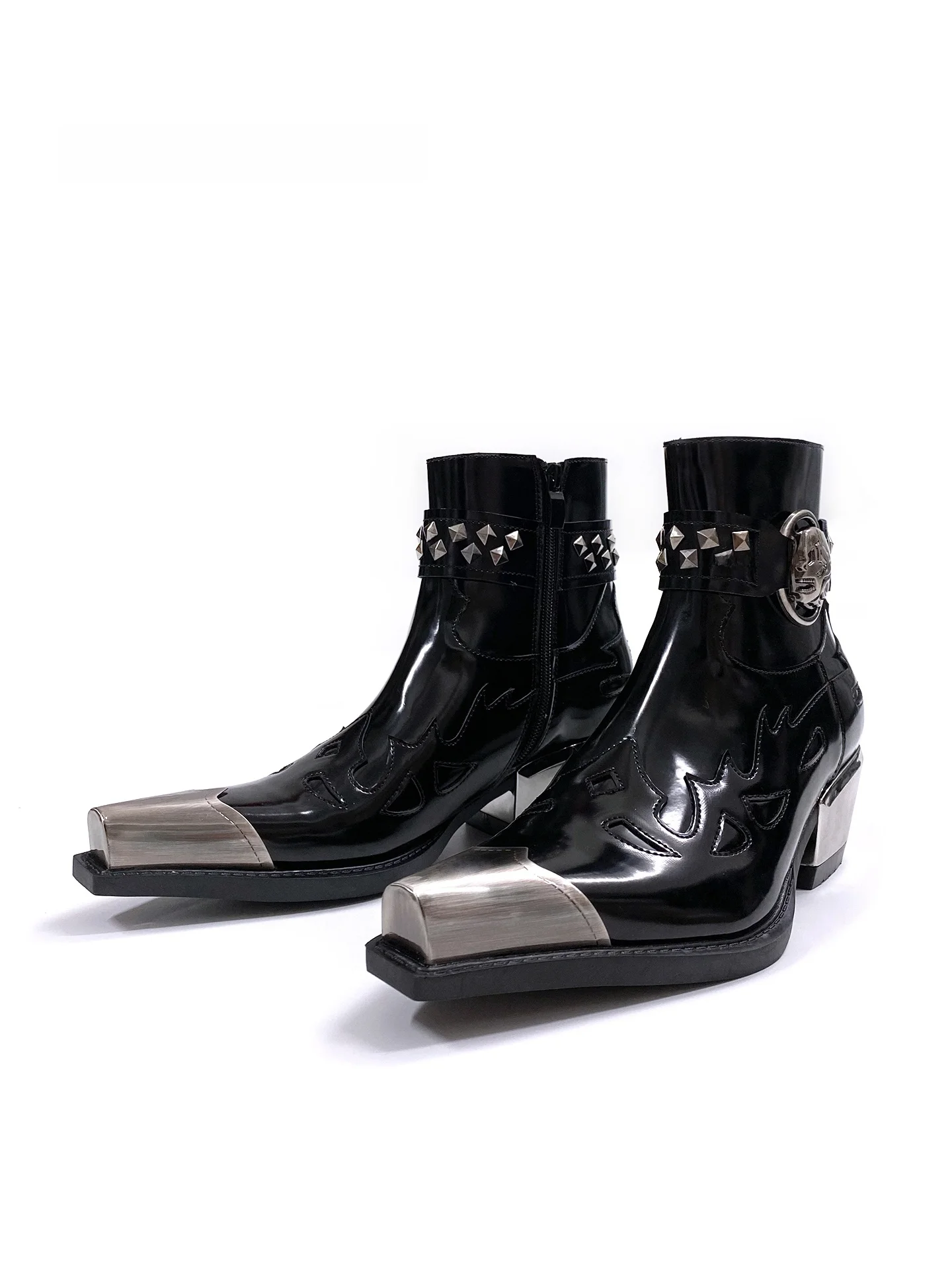 Unique Design Boots Men's Stylish Short Boots Thick Heel Heightening Women's Boots Pointed Toe Metal Punk Chelsea Boots
Unique Design Boots Men's Stylish Short Boots Thick Heel Heightening Women's Boots Pointed Toe Metal Punk Chelsea Boots