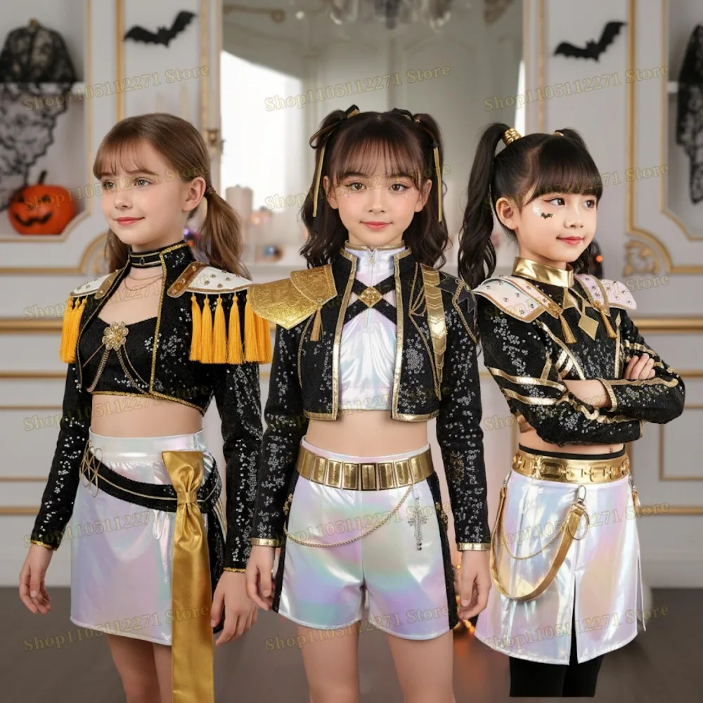 Anime KPop Rumi Cosplay Black Gold Reflective Performance Costume Cosplay Purple Wig Woman Christmas Halloween Party Uniform
Anime KPop Rumi Cosplay Black Gold Reflective Performance Costume Cosplay Purple Wig Woman Christmas Halloween Party Uniform