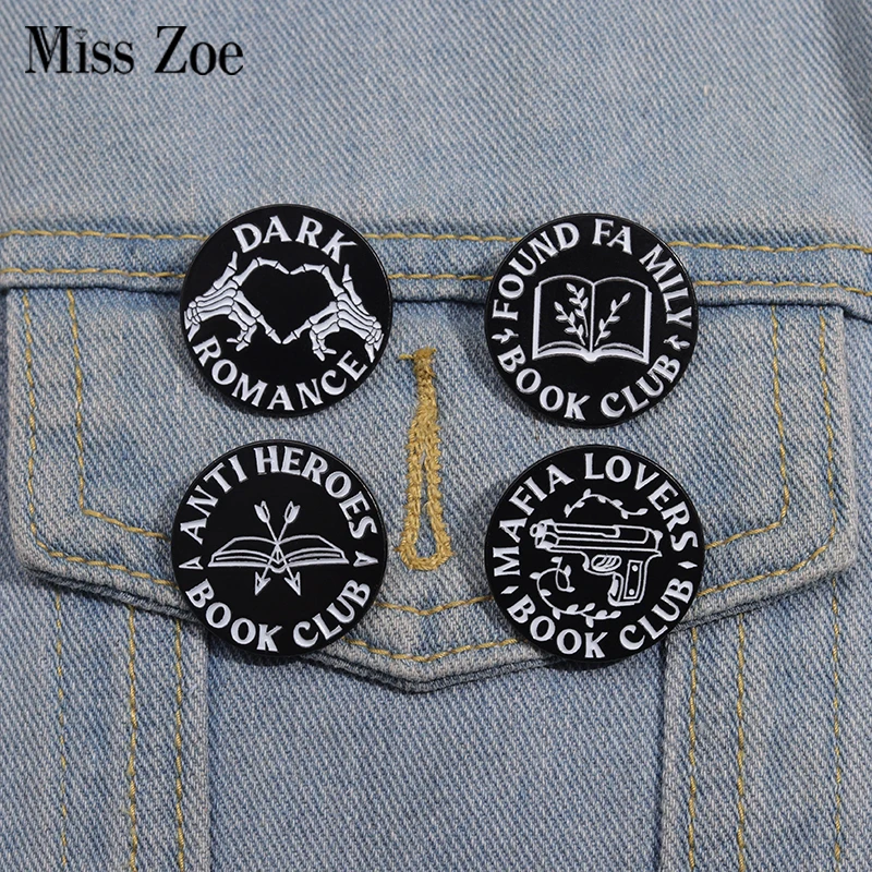 Halloween DARK ROMANCE Enamel Pins Custom BOOK CLUB Brooches Lapel Badges Punk Gothic Jewelry Gift for Friends
Halloween DARK ROMANCE Enamel Pins Custom BOOK CLUB Brooches Lapel Badges Punk Gothic Jewelry Gift for Friends