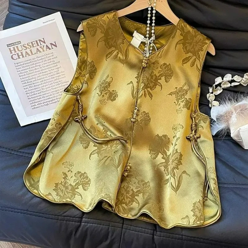 New Chinese Premium National Style Jacquard Vest Women's 2026 New Gold Premium Retro Sleeveless Vest Top
New Chinese Premium National Style Jacquard Vest Women's 2026 New Gold Premium Retro Sleeveless Vest Top