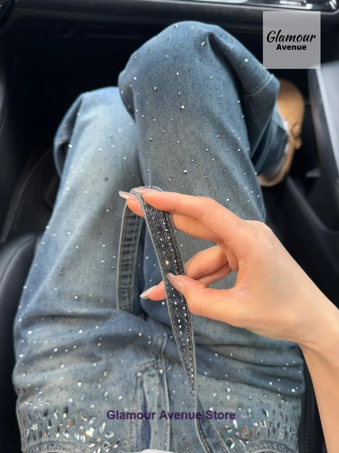 American retro rhinestone style jeans for women's spring and autumn new fashion design, loose and slim, niche straight leg pants
American retro rhinestone style jeans for women's spring and autumn new fashion design, loose and slim, niche straight leg pants