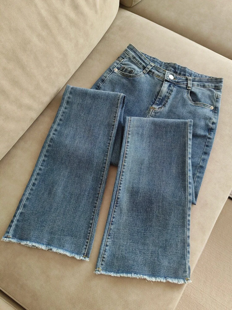 Синие джинсовые джинсы с высокой талией, женские брюки-клеш с эластичным подолом, утягивающие брюки грушевого цвета, весенний сезон, большие размеры
Синие джинсовые джинсы с высокой талией, женские брюки-клеш с эластичным подолом, утягивающие брюки грушевого цвета, весенний сезон, большие размеры