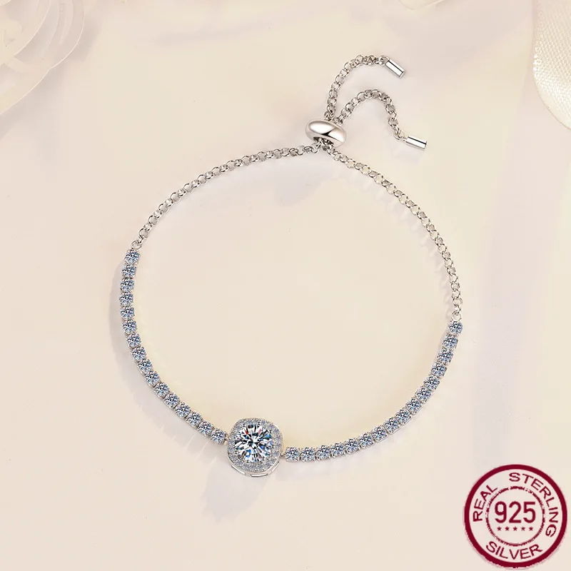 New S925 pure silver women's bracelet full of stars 1 carat bangle trendy fashion jewelry moissanite jewelry wedding jewelry
New S925 pure silver women's bracelet full of stars 1 carat bangle trendy fashion jewelry moissanite jewelry wedding jewelry