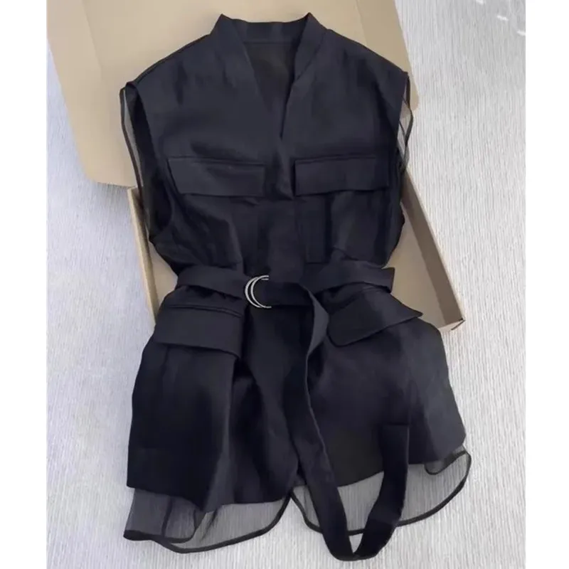 Korean Summer 2025 Black Sleeveless Vest Tops for Women V Neck Slim Waist Mesh Patchwork Shirt Elegant Office Coats
Korean Summer 2025 Black Sleeveless Vest Tops for Women V Neck Slim Waist Mesh Patchwork Shirt Elegant Office Coats